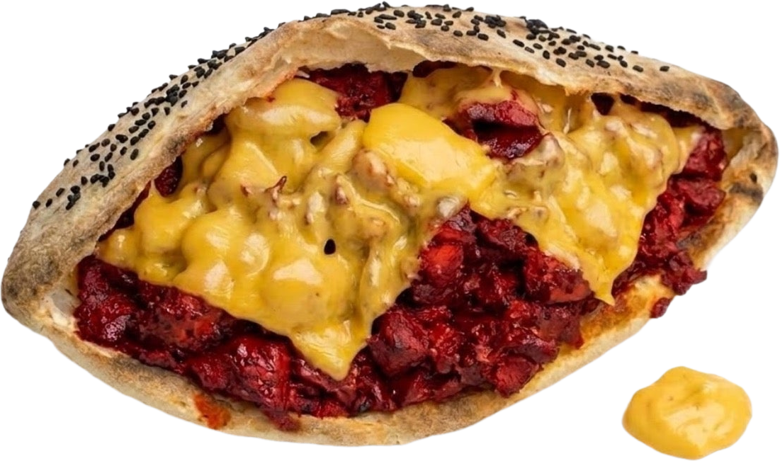 Le Vulcan : sandwich au tandoori rouge nappé de cheddar
